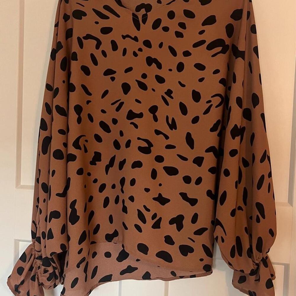 Leopard print oversized blouse with